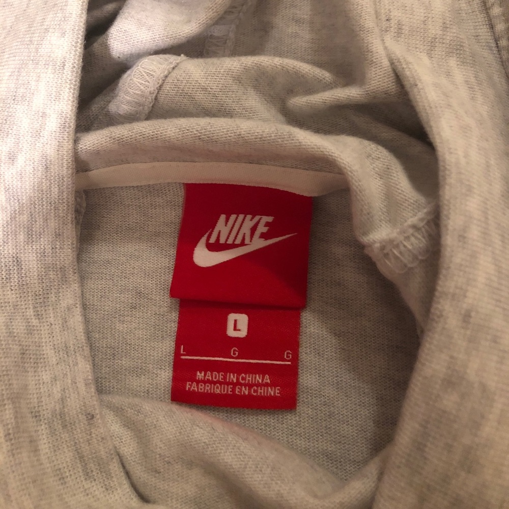 Nike pullover - Picture 3 of 3